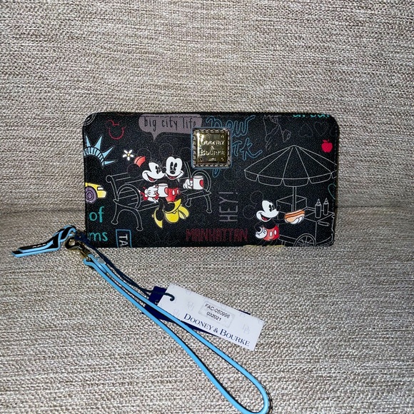 DOONEY & BOURKE DISNEY NEW YORK CITY DREAMS WALLET - Picture 1 of 3